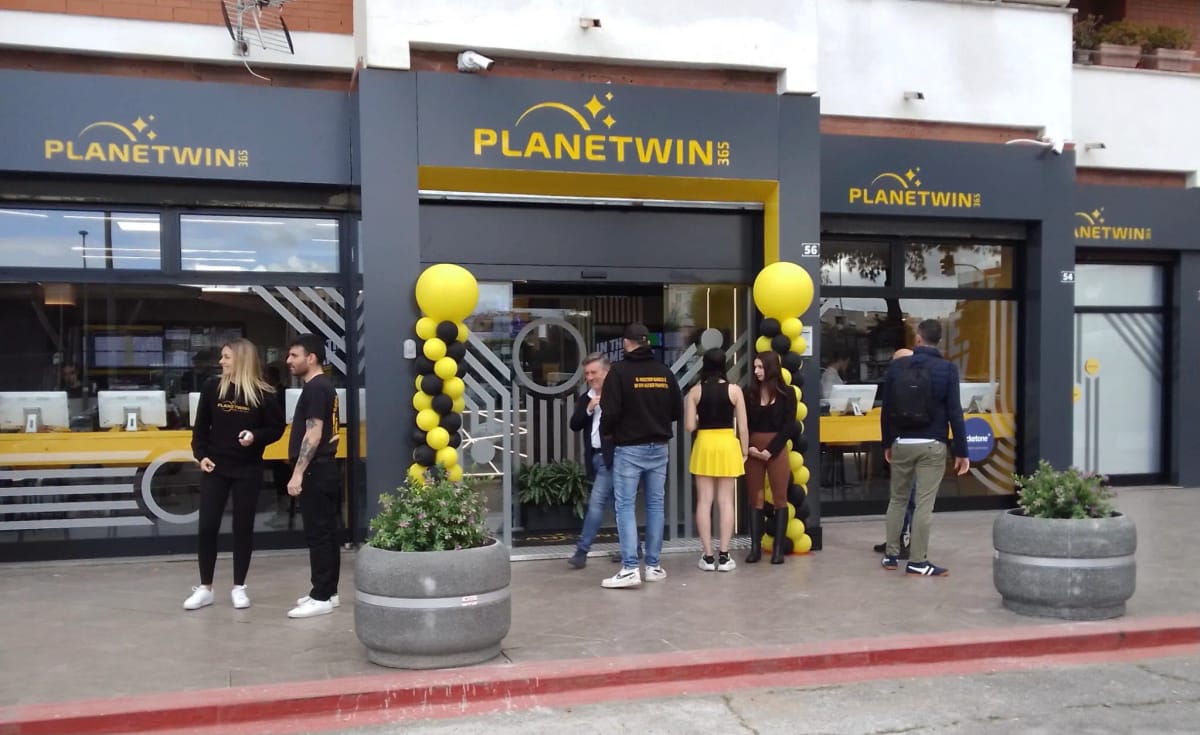 Unterhaltung und Gewinne PlanetWin 365 Casino